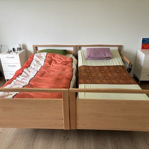 Pflegebett