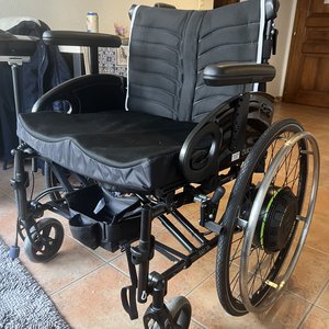 Fauteuil SOPUR Easy 300 + Motorisation AAT SOLOGO