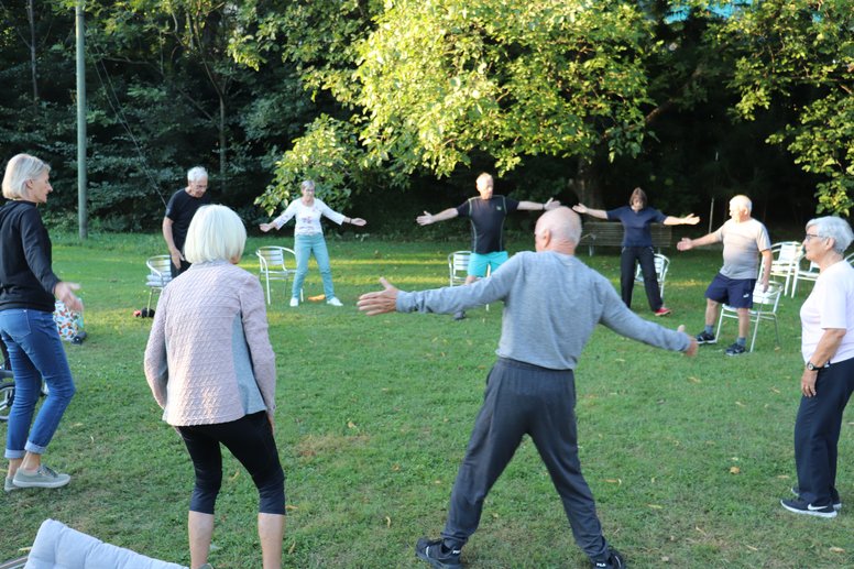 Parkinsonspezifisches Training im Garten