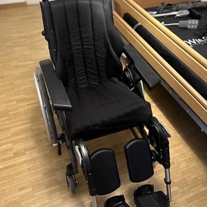 Fauteuil roulant Breezy - Emineo